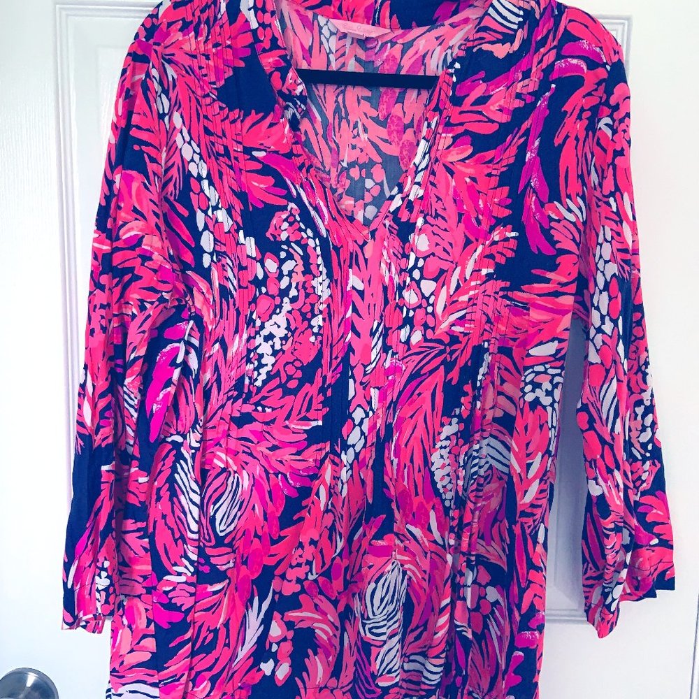 Lilly Pulitzer Navy/Pink Pleated Top